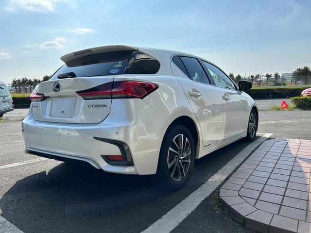 ＣＴ ＣＴ２００ｈ　バージョンＣ　冠水歴車ナビＴＶバックカメラＥＴＣ車載器ＢＴオーディオ対応セーフティセンスリクラッシュセーフティー禁煙車ドライブレコーダーパドルシフトクルコンスマートキー２本オートマチックハイビーム前席シートヒーター（8枚目）