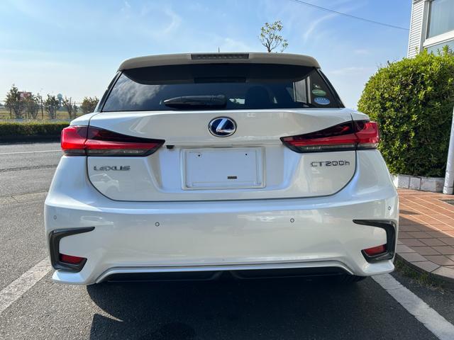 ＣＴ ＣＴ２００ｈ　バージョンＣ　冠水歴車ナビＴＶバックカメラＥＴＣ車載器ＢＴオーディオ対応セーフティセンスリクラッシュセーフティー禁煙車ドライブレコーダーパドルシフトクルコンスマートキー２本オートマチックハイビーム前席シートヒーター（10枚目）