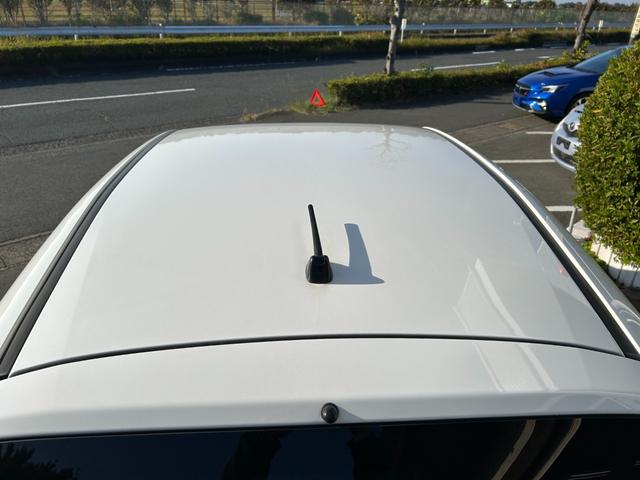 フィットハイブリッド ベースグレード 禁煙車ワンオーナーメンテナンスノート取説スペアキー付ハイブリッド車ナビTVドライブレコーダーETC車載器付ACPSPWキーレスエントリーフル装備衝突安全ボディークルーズコントロール(23枚目)