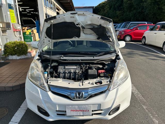 フィットハイブリッド ベースグレード 禁煙車ワンオーナーメンテナンスノート取説スペアキー付ハイブリッド車ナビTVドライブレコーダーETC車載器付ACPSPWキーレスエントリーフル装備衝突安全ボディークルーズコントロール(34枚目)