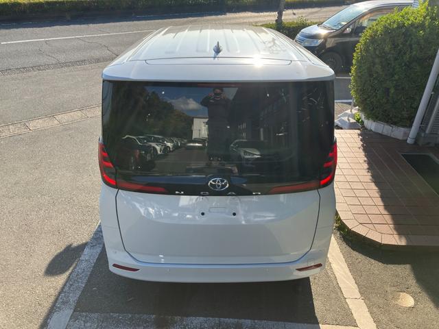 ノア Ｇ　冠水歴車４ＷＤナビバックカメラＢＴオーディオ対応ＥＴＣ２．０セーフティセンス衝突軽減ブレーキプリクラッシュセーフティーオートマチックハイビームスマートキーＰスタート禁煙レーダークルコン３列シート８名乗（15枚目）