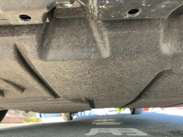 ノア Ｇ　冠水歴車４ＷＤナビバックカメラＢＴオーディオ対応ＥＴＣ２．０セーフティセンス衝突軽減ブレーキプリクラッシュセーフティーオートマチックハイビームスマートキーＰスタート禁煙レーダークルコン３列シート８名乗（20枚目）