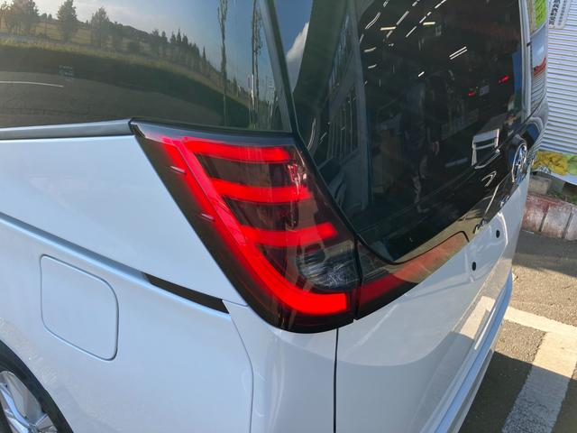 ノア Ｇ　冠水歴車４ＷＤナビバックカメラＢＴオーディオ対応ＥＴＣ２．０セーフティセンス衝突軽減ブレーキプリクラッシュセーフティーオートマチックハイビームスマートキーＰスタート禁煙レーダークルコン３列シート８名乗（27枚目）