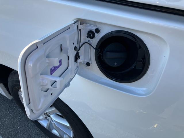 ノア Ｇ　冠水歴車４ＷＤナビバックカメラＢＴオーディオ対応ＥＴＣ２．０セーフティセンス衝突軽減ブレーキプリクラッシュセーフティーオートマチックハイビームスマートキーＰスタート禁煙レーダークルコン３列シート８名乗（32枚目）