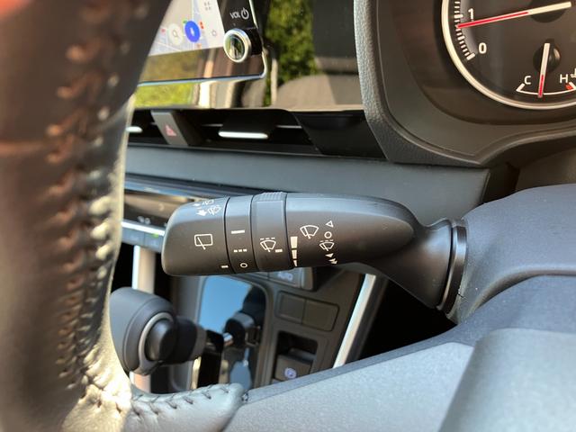 ノア Ｇ　冠水歴車４ＷＤナビバックカメラＢＴオーディオ対応ＥＴＣ２．０セーフティセンス衝突軽減ブレーキプリクラッシュセーフティーオートマチックハイビームスマートキーＰスタート禁煙レーダークルコン３列シート８名乗（57枚目）