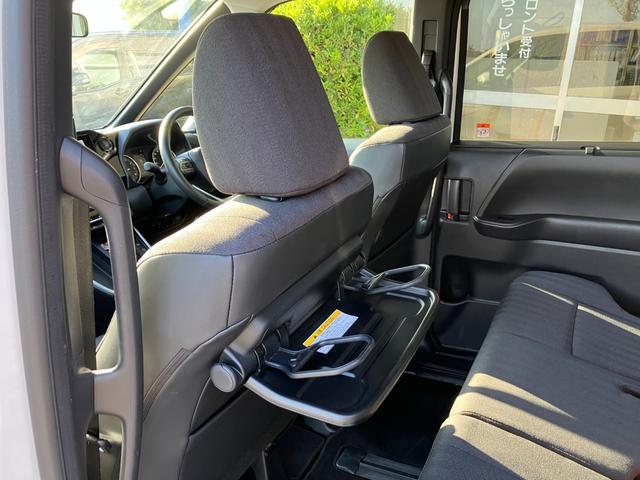 ノア Ｇ　冠水歴車４ＷＤナビバックカメラＢＴオーディオ対応ＥＴＣ２．０セーフティセンス衝突軽減ブレーキプリクラッシュセーフティーオートマチックハイビームスマートキーＰスタート禁煙レーダークルコン３列シート８名乗（67枚目）