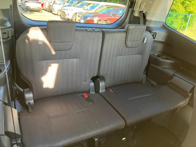 ノア Ｇ　冠水歴車４ＷＤナビバックカメラＢＴオーディオ対応ＥＴＣ２．０セーフティセンス衝突軽減ブレーキプリクラッシュセーフティーオートマチックハイビームスマートキーＰスタート禁煙レーダークルコン３列シート８名乗（71枚目）