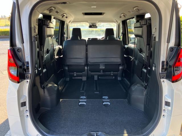 ノア Ｇ　冠水歴車４ＷＤナビバックカメラＢＴオーディオ対応ＥＴＣ２．０セーフティセンス衝突軽減ブレーキプリクラッシュセーフティーオートマチックハイビームスマートキーＰスタート禁煙レーダークルコン３列シート８名乗（77枚目）