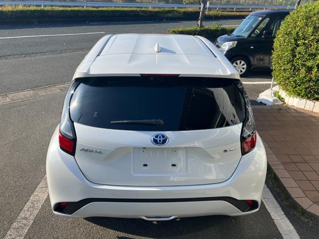 アクア Ｘ　冠水歴車ナビバックカメラＢＴオーディオ対応ＥＴＣ車載器セーフティセンス衝突軽減ブレーキプリクラッシュセーフティースマートキーＰスタート禁煙車ＡＣ１００Ｖ電源オートマチックハイビームクルーズコントロール（12枚目）