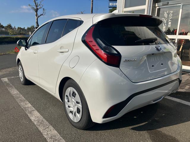 アクア Ｘ　冠水歴車ナビバックカメラＢＴオーディオ対応ＥＴＣ車載器セーフティセンス衝突軽減ブレーキプリクラッシュセーフティースマートキーＰスタート禁煙車ＡＣ１００Ｖ電源オートマチックハイビームクルーズコントロール（13枚目）