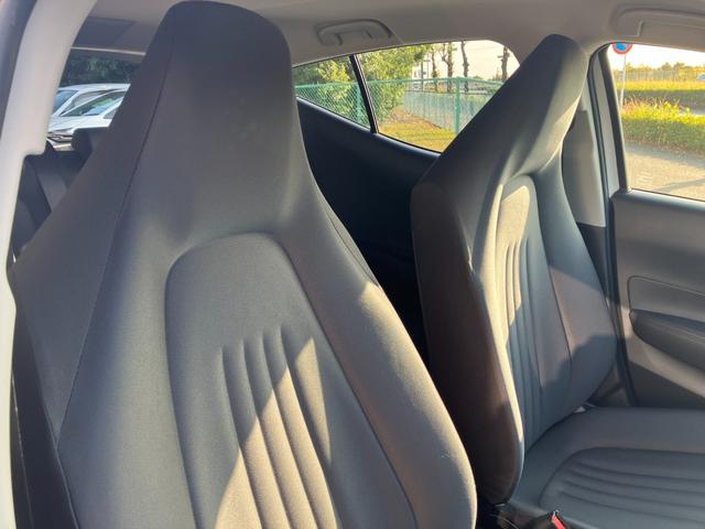 アクア Ｘ　冠水歴車ナビバックカメラＢＴオーディオ対応ＥＴＣ車載器セーフティセンス衝突軽減ブレーキプリクラッシュセーフティースマートキーＰスタート禁煙車ＡＣ１００Ｖ電源オートマチックハイビームクルーズコントロール（39枚目）