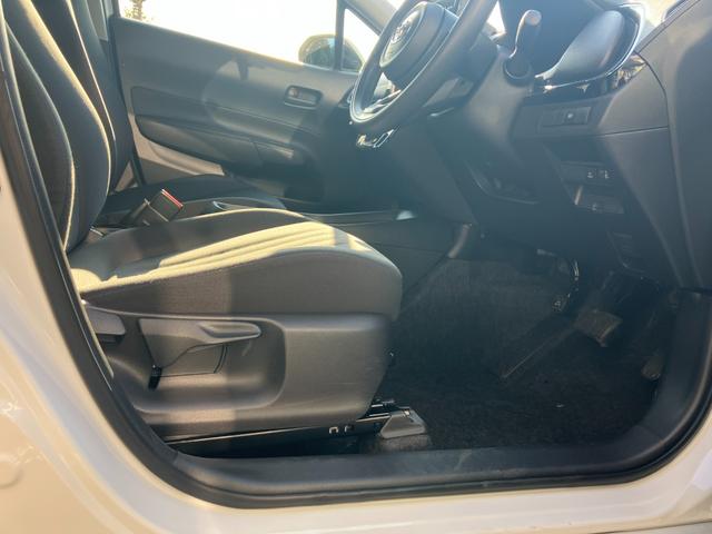 アクア Ｘ　冠水歴車ナビバックカメラＢＴオーディオ対応ＥＴＣ車載器セーフティセンス衝突軽減ブレーキプリクラッシュセーフティースマートキーＰスタート禁煙車ＡＣ１００Ｖ電源オートマチックハイビームクルーズコントロール（41枚目）