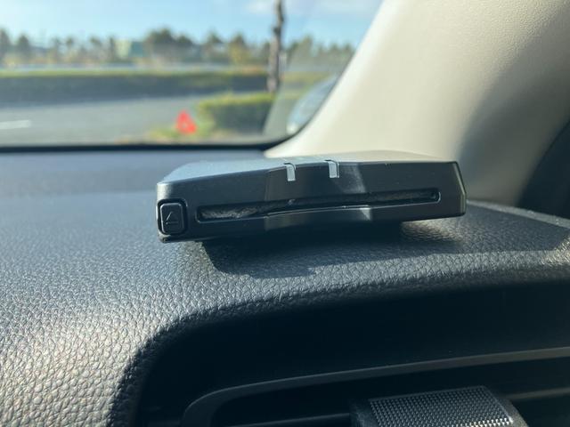 アクア Ｘ　冠水歴車ナビバックカメラＢＴオーディオ対応ＥＴＣ車載器セーフティセンス衝突軽減ブレーキプリクラッシュセーフティースマートキーＰスタート禁煙車ＡＣ１００Ｖ電源オートマチックハイビームクルーズコントロール（77枚目）