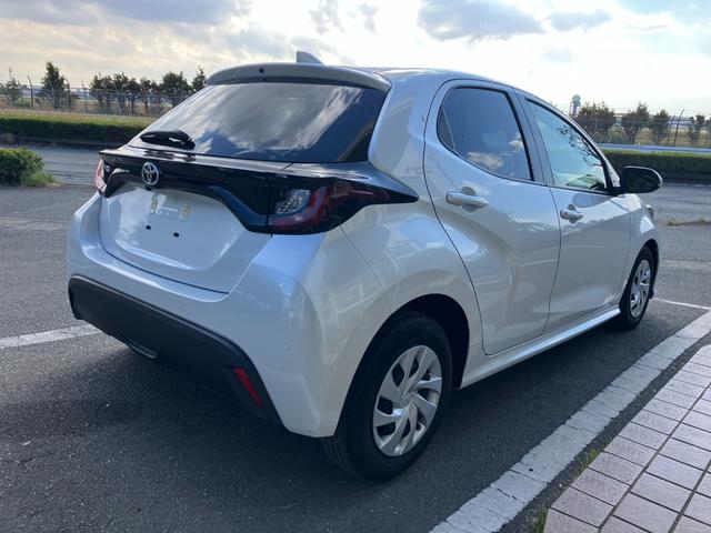 ヤリス X 冠水歴車ナビバックカメラBTオーディオ対応ETC車載器スマートキーPスタートホワイトパール禁煙車レンタカー歴セーフティセンス衝突軽減ブレーキプリクラッシュセーフティー踏間違防止オートマチックハイビーム(7枚目)