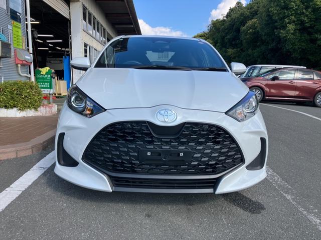 ヤリス X 冠水歴車ナビバックカメラBTオーディオ対応ETC車載器スマートキーPスタートホワイトパール禁煙車レンタカー歴セーフティセンス衝突軽減ブレーキプリクラッシュセーフティー踏間違防止オートマチックハイビーム(9枚目)