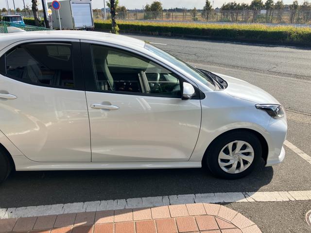 ヤリス X 冠水歴車ナビバックカメラBTオーディオ対応ETC車載器スマートキーPスタートホワイトパール禁煙車レンタカー歴セーフティセンス衝突軽減ブレーキプリクラッシュセーフティー踏間違防止オートマチックハイビーム(13枚目)