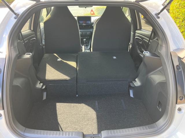 ヤリス X 冠水歴車ナビバックカメラBTオーディオ対応ETC車載器スマートキーPスタートホワイトパール禁煙車レンタカー歴セーフティセンス衝突軽減ブレーキプリクラッシュセーフティー踏間違防止オートマチックハイビーム(37枚目)