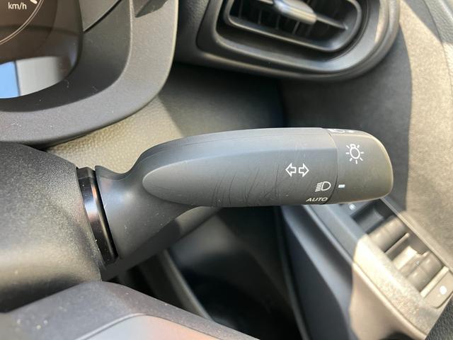 ヤリス X 冠水歴車ナビバックカメラBTオーディオ対応ETC車載器スマートキーPスタートホワイトパール禁煙車レンタカー歴セーフティセンス衝突軽減ブレーキプリクラッシュセーフティー踏間違防止オートマチックハイビーム(48枚目)