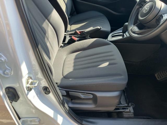 ヤリス X 冠水歴車ナビバックカメラBTオーディオ対応ETC車載器スマートキーPスタートホワイトパール禁煙車レンタカー歴セーフティセンス衝突軽減ブレーキプリクラッシュセーフティー踏間違防止オートマチックハイビーム(55枚目)