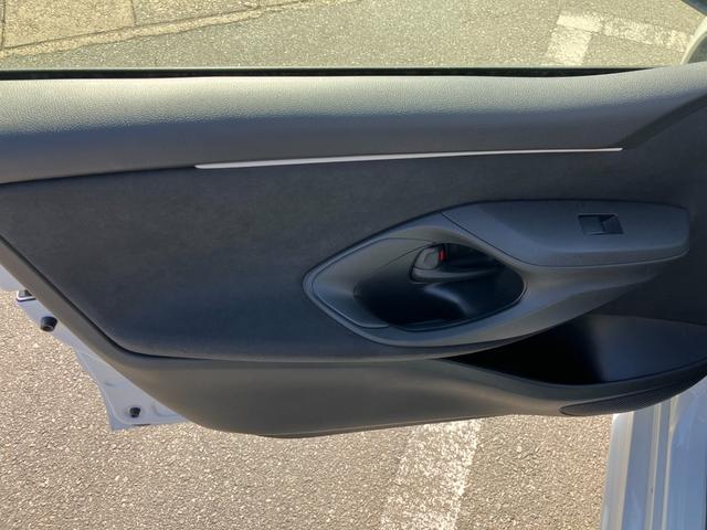 ヤリス X 冠水歴車ナビバックカメラBTオーディオ対応ETC車載器スマートキーPスタートホワイトパール禁煙車レンタカー歴セーフティセンス衝突軽減ブレーキプリクラッシュセーフティー踏間違防止オートマチックハイビーム(57枚目)