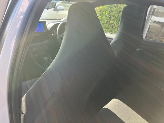 ヤリス Ｘ　冠水歴車ナビバックカメラ全方位モニターＢＴ対応ＥＴＣ車載器スマートキーＰスタートパール白禁煙車レンタカー歴セーフティセンス衝突軽減ブレーキプリクラッシュセーフティー踏み間違防止オートマチックハイビーム（54枚目）