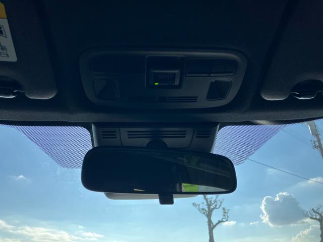 ヤリス Ｘ　冠水歴車ナビバックカメラ全方位モニターＢＴ対応ＥＴＣ車載器スマートキーＰスタートパール白禁煙車レンタカー歴セーフティセンス衝突軽減ブレーキプリクラッシュセーフティー踏み間違防止オートマチックハイビーム（60枚目）