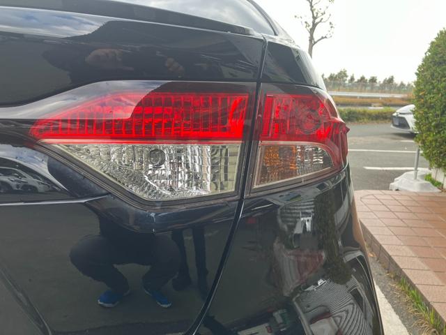 カローラ ハイブリッド ダブルバイビー 冠水歴車4WDナビTVバックカメラBT対応ETC2.0セーフティセンスプリクラッシュセーフティーレーダークルコン禁煙車ステアリングヒータースマートキー2本ハイブリッド車オートマチックハイビーム(19枚目)
