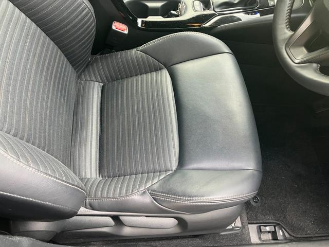 カローラ ハイブリッド ダブルバイビー 冠水歴車4WDナビTVバックカメラBT対応ETC2.0セーフティセンスプリクラッシュセーフティーレーダークルコン禁煙車ステアリングヒータースマートキー2本ハイブリッド車オートマチックハイビーム(41枚目)