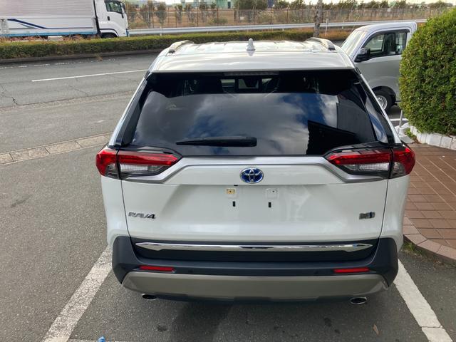 RAV4 ハイブリッドG 冠水歴車ナビTV全方位モニターETC2.0セーフティセンスプリクラッシュセーフティーレーダークルーズコントロール禁煙車ステアリングヒータースマートキーオートマチックハイビームハイブリッド車ドラレコ付(13枚目)