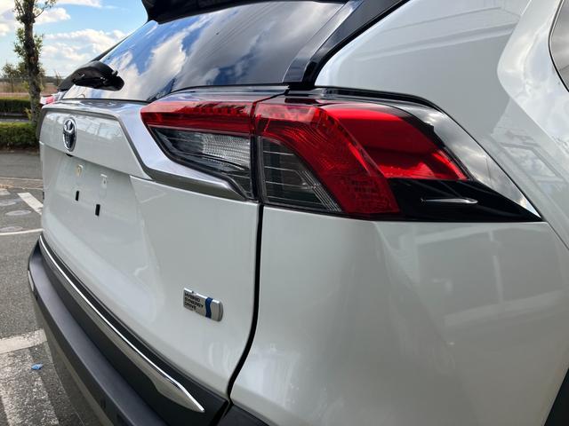 RAV4 ハイブリッドG 冠水歴車ナビTV全方位モニターETC2.0セーフティセンスプリクラッシュセーフティーレーダークルーズコントロール禁煙車ステアリングヒータースマートキーオートマチックハイビームハイブリッド車ドラレコ付(22枚目)