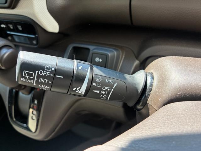 N-BOX L 冠水歴車ナビTVバックカメラBT対応ETC車載器センシング衝突軽減ブレーキアダプティブクルコン禁煙車ドライブレコーダー前席シートヒーター両側パワースライドドアメンテノート取説スマートキー2本ドラレコ付(69枚目)