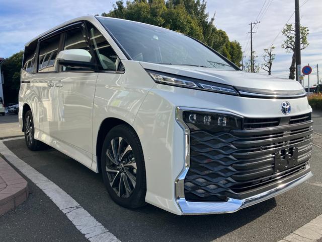 ヴォクシー ハイブリッドＳ－Ｚ　冠水歴車ナビＴＶバックカメラ全方位モニターリヤフリップダウンモニタセーフティーセンスプリクラッシュセーフティーレーダークルコンスマートキー２本Ｐスタートイモビ禁煙車ＥＴＣ２．０両側パワスラＬＥＤヘッド（6枚目）