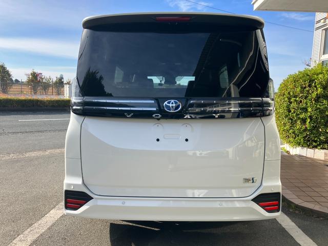 ヴォクシー ハイブリッドＳ－Ｚ　冠水歴車ナビＴＶバックカメラ全方位モニターリヤフリップダウンモニタセーフティーセンスプリクラッシュセーフティーレーダークルコンスマートキー２本Ｐスタートイモビ禁煙車ＥＴＣ２．０両側パワスラＬＥＤヘッド（12枚目）