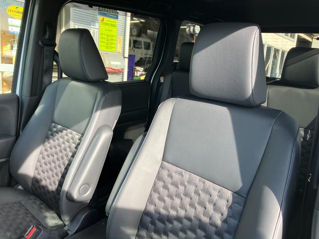 ヴォクシー ハイブリッドＳ－Ｚ　冠水歴車ナビＴＶバックカメラ全方位モニターリヤフリップダウンモニタセーフティーセンスプリクラッシュセーフティーレーダークルコンスマートキー２本Ｐスタートイモビ禁煙車ＥＴＣ２．０両側パワスラＬＥＤヘッド（47枚目）