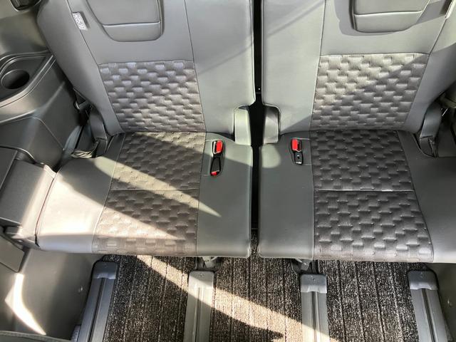 ヴォクシー ハイブリッドＳ－Ｚ　冠水歴車ナビＴＶバックカメラ全方位モニターリヤフリップダウンモニタセーフティーセンスプリクラッシュセーフティーレーダークルコンスマートキー２本Ｐスタートイモビ禁煙車ＥＴＣ２．０両側パワスラＬＥＤヘッド（62枚目）