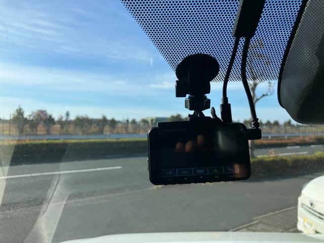 ヴォクシー ハイブリッドＳ－Ｚ　冠水歴車ナビＴＶバックカメラ全方位モニターリヤフリップダウンモニタセーフティーセンスプリクラッシュセーフティーレーダークルコンスマートキー２本Ｐスタートイモビ禁煙車ＥＴＣ２．０両側パワスラＬＥＤヘッド（75枚目）