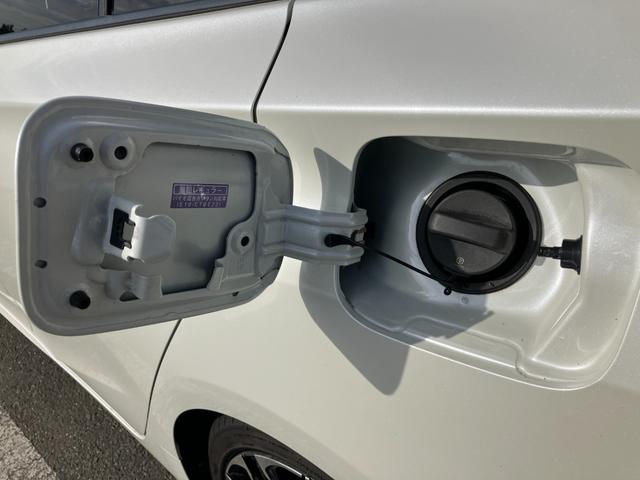 プリウス Ｓセーフティプラス　冠水歴車ナビＴＶバックカメラＢＴ対応ＥＴＣ車載器セーフティセンスプリクラッシュセーフティーレーダークルーズコントロールスマートキーＰスタートイモビ禁煙車オートマチックハイビームドラレコパール白（35枚目）
