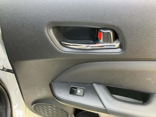 プリウス Ｓセーフティプラス　冠水歴車ナビＴＶバックカメラＢＴ対応ＥＴＣ車載器セーフティセンスプリクラッシュセーフティーレーダークルーズコントロールスマートキーＰスタートイモビ禁煙車オートマチックハイビームドラレコパール白（44枚目）