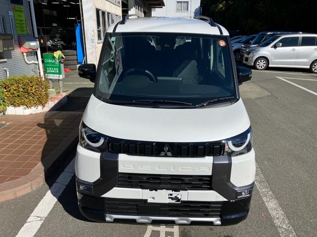 デリカミニ Ｇ　プレミアム　冠水歴車ナビＴＶバックカメラアラウンドビューモニターＢＴオーディオ対応エマージェンシーブレーキ禁煙車イパイロットアダプティブクルコンスマートキー２本Ｐスタート両側パワスラ前席シートステアリングヒーター（4枚目）