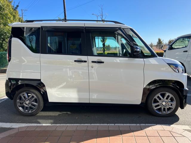 デリカミニ Ｇ　プレミアム　冠水歴車ナビＴＶバックカメラアラウンドビューモニターＢＴオーディオ対応エマージェンシーブレーキ禁煙車イパイロットアダプティブクルコンスマートキー２本Ｐスタート両側パワスラ前席シートステアリングヒーター（7枚目）