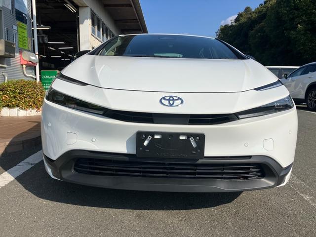 プリウス Ｘ　冠水歴車ナビＴＶバックカメラＥＴＣ２．０セーフティーセンスプリクラッシュセーフティーアダプティブクルーズコントロールスマートキーＰスタートイモビライザーオートマチックハイビームＡＣ１００Ｖ電源禁煙車（4枚目）