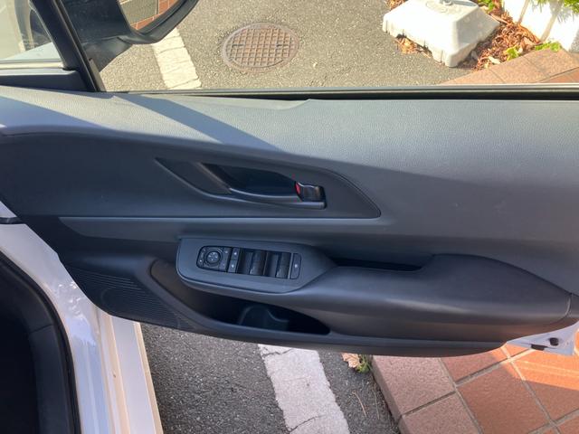 プリウス Ｘ　冠水歴車ナビＴＶバックカメラＥＴＣ２．０セーフティーセンスプリクラッシュセーフティーアダプティブクルーズコントロールスマートキーＰスタートイモビライザーオートマチックハイビームＡＣ１００Ｖ電源禁煙車（40枚目）
