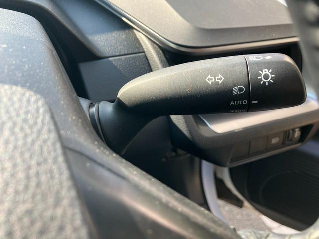 プリウス Ｘ　冠水歴車ナビＴＶバックカメラＥＴＣ２．０セーフティーセンスプリクラッシュセーフティーアダプティブクルーズコントロールスマートキーＰスタートイモビライザーオートマチックハイビームＡＣ１００Ｖ電源禁煙車（72枚目）