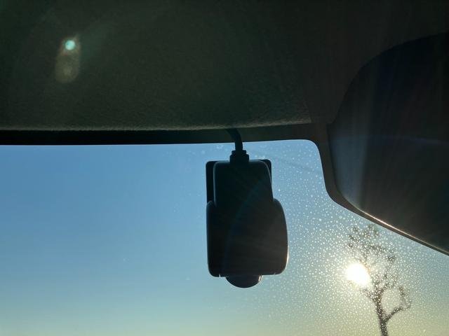 スペーシアカスタム ハイブリッドＸＳターボ　冠水歴車全方位モニター付ナビアップルカカープレイアンドロイドオート対応インタークーラーターボデュアルセンサーブレーキサポートＩＩアダプティブクルコン前席シートヒータードラレコＥＴＣ付両側パワスラ禁煙車（79枚目）