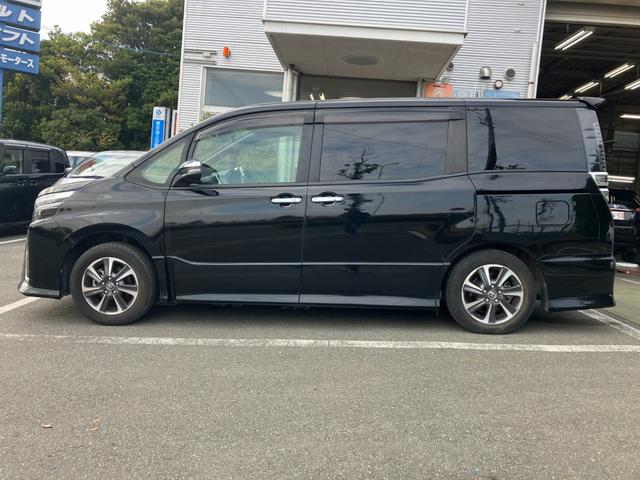 ヴォクシー ＺＳ　冠水歴車ナビＴＶバックカメラＢＴ対応ＥＴＣ車載器セーフティーセンスプリクッシュセーフティ両側パワスラ禁煙車スマートキーＰスタートイモビドラレコ前後２カメラメンテノート取説オートマチックハイビーム７名乗（16枚目）