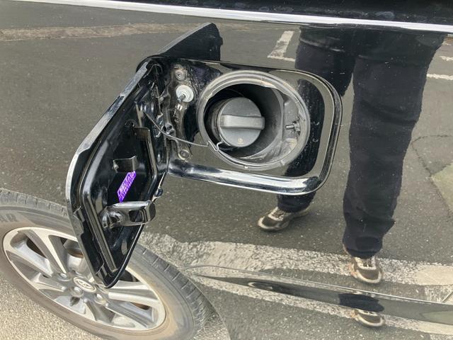 ヴォクシー ＺＳ　冠水歴車ナビＴＶバックカメラＢＴ対応ＥＴＣ車載器セーフティーセンスプリクッシュセーフティ両側パワスラ禁煙車スマートキーＰスタートイモビドラレコ前後２カメラメンテノート取説オートマチックハイビーム７名乗（28枚目）