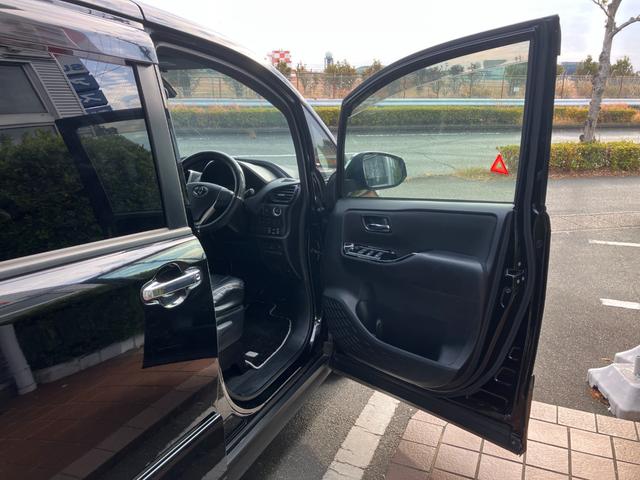 ヴォクシー ＺＳ　冠水歴車ナビＴＶバックカメラＢＴ対応ＥＴＣ車載器セーフティーセンスプリクッシュセーフティ両側パワスラ禁煙車スマートキーＰスタートイモビドラレコ前後２カメラメンテノート取説オートマチックハイビーム７名乗（39枚目）
