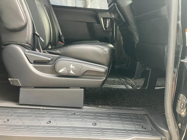 ヴォクシー ＺＳ　冠水歴車ナビＴＶバックカメラＢＴ対応ＥＴＣ車載器セーフティーセンスプリクッシュセーフティ両側パワスラ禁煙車スマートキーＰスタートイモビドラレコ前後２カメラメンテノート取説オートマチックハイビーム７名乗（56枚目）