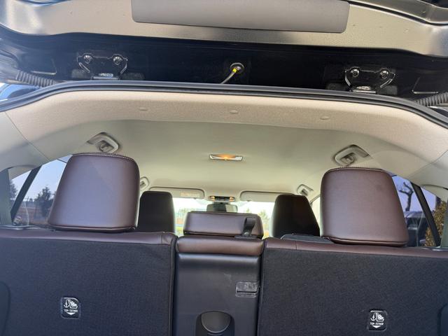 �A�N�Z�X�́A�����������H�l�����h�b�~��Ė�T���B�Ŋ��w�͏㓇�w�i���B�S���j�ƂȂ�܂��B���O�ɂ��A���𒸂���΁A���}�T�[�r�X������܂��B