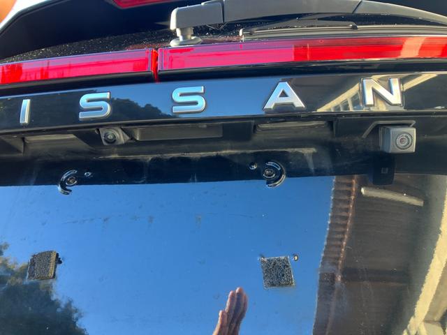 �܂��͂����X���������A���ĕ����ĉ������B�@�X�^�b�t�ꓯ�A�S��肨�҂����Ă���܂���